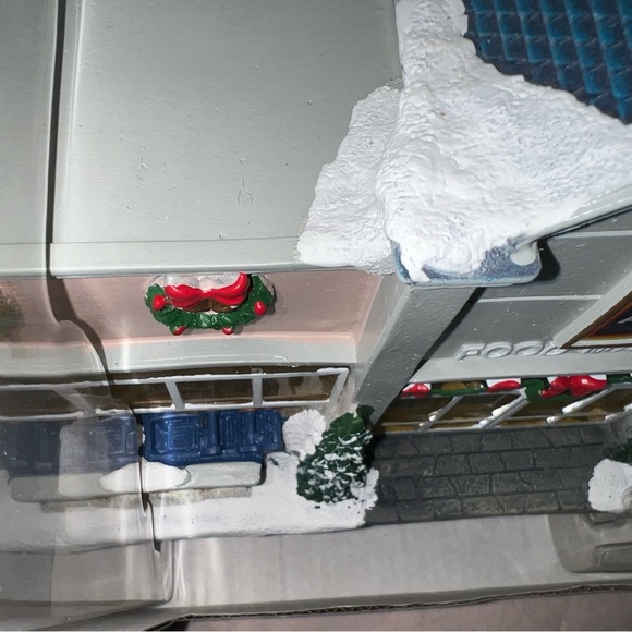 New 2024 Merry Moments Aldi Store-LED Light Up Christmas Village House. - Picture 5 of 7